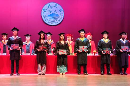 https://www.jju.edu.cn/__local/E/E2/4C/40F681813887F671615B9EAFAEF_5C39BC1B_14400.jpg
