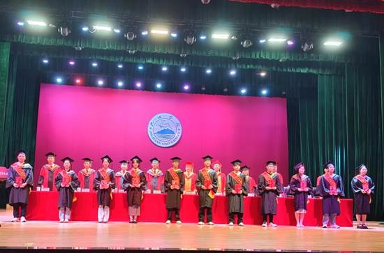 https://www.jju.edu.cn/__local/E/B9/A9/9CE62880CA979581D348BB2DEE3_3F0A44A0_174FE.jpg