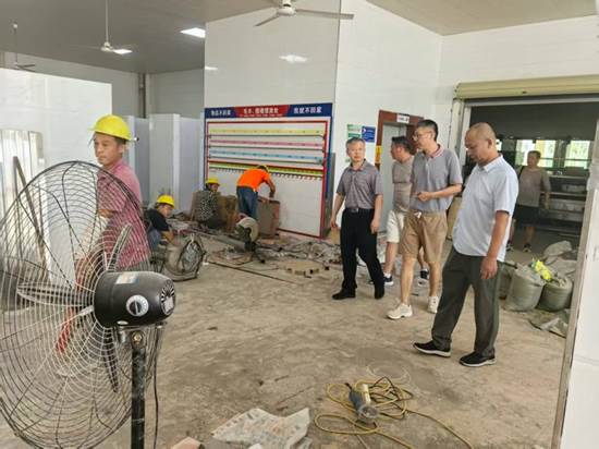 https://www.jju.edu.cn/__local/5/E5/B9/9877A4FA221F02071CC77F2DCF1_C31F48ED_12D5C.jpg